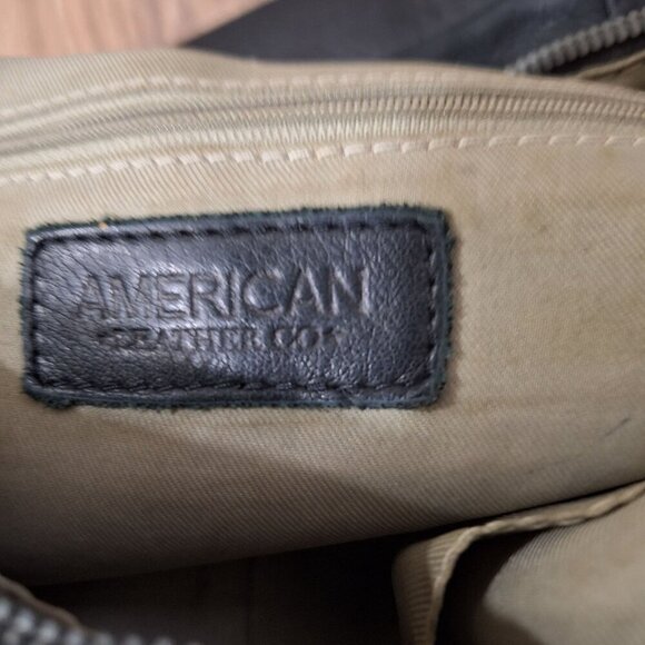 American Leather Black Leather zip purse - Picture 5 of 6